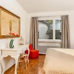 Апартаменты Junior Modern-24 By Interhome *