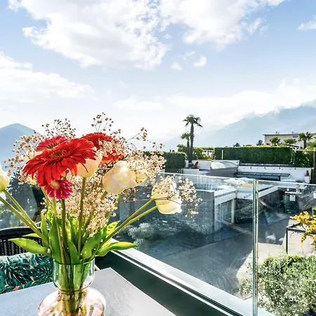 Junior Modern.24 Apartment